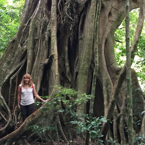 Meet your Posher, Cheryl - Picture 1 of 1